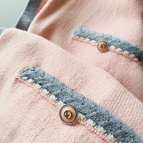 ✨Luxury✨ St. John blush pink knit jacket - Picture 6 of 8